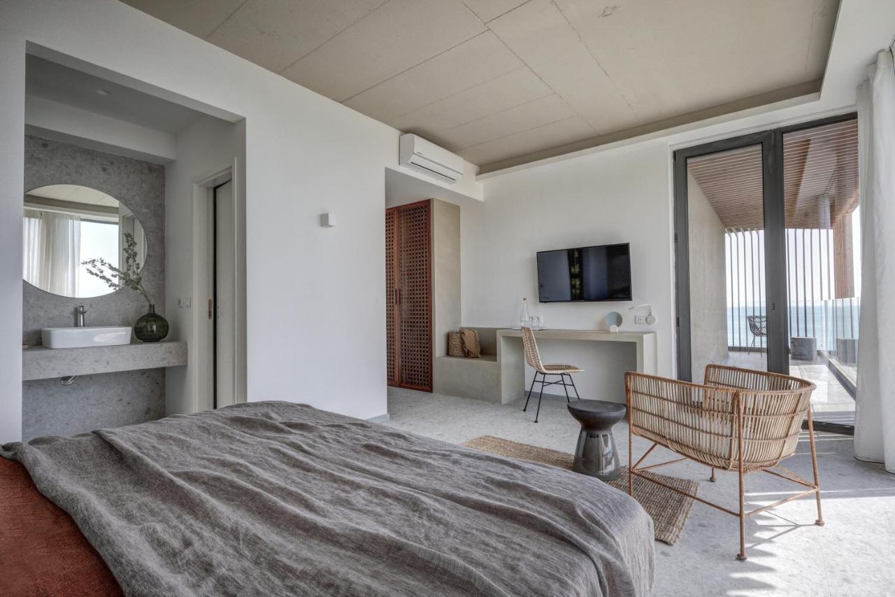 גולדן סנדס Umani Hotel - Free Beach - Free Parking מראה חיצוני תמונה