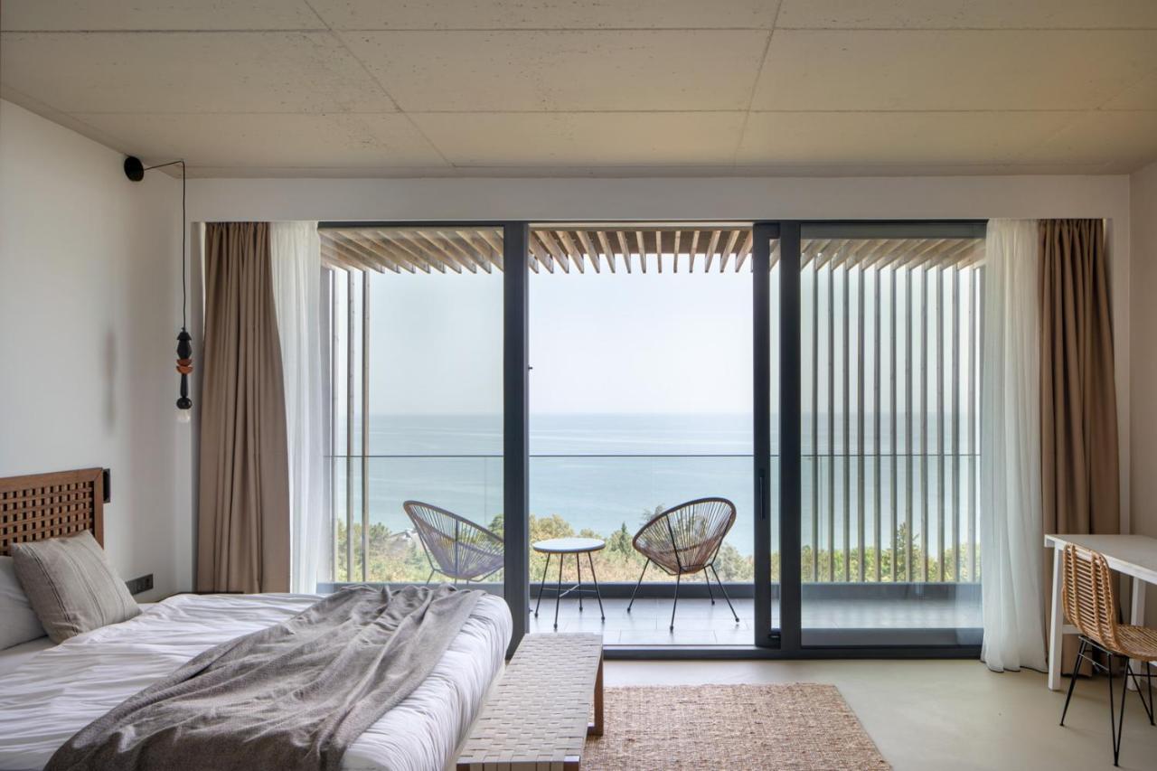 גולדן סנדס Umani Hotel - Free Beach - Free Parking מראה חיצוני תמונה